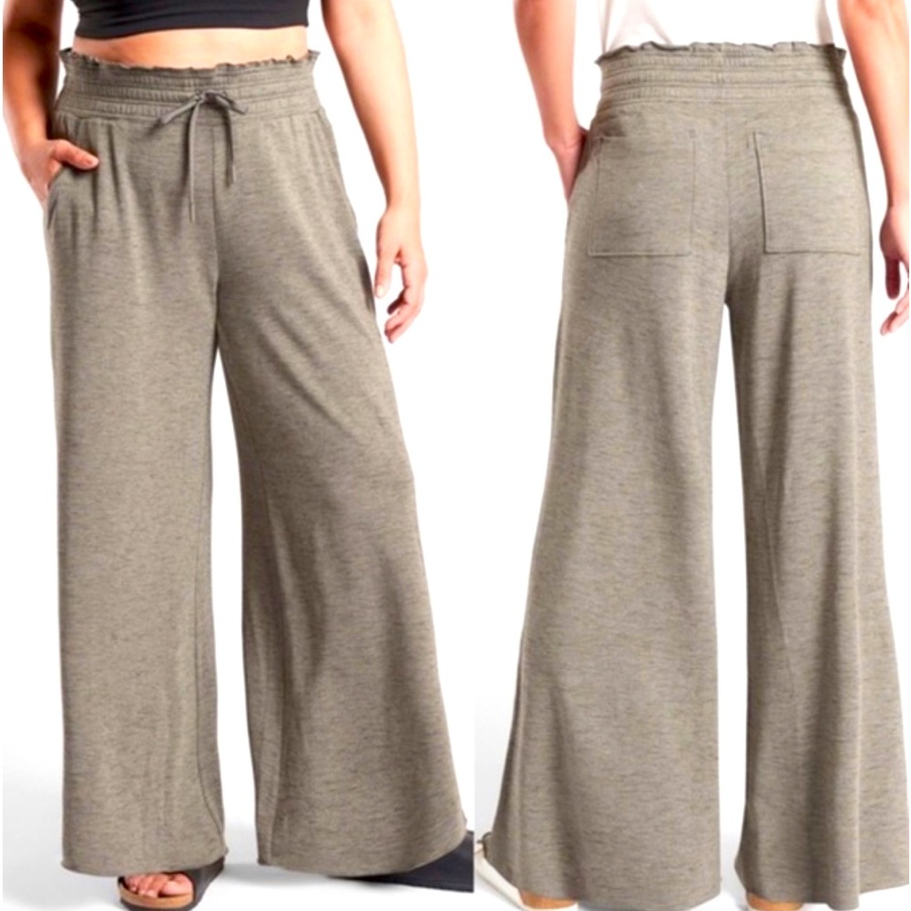 Athleta Wide Leg Pants in Gray